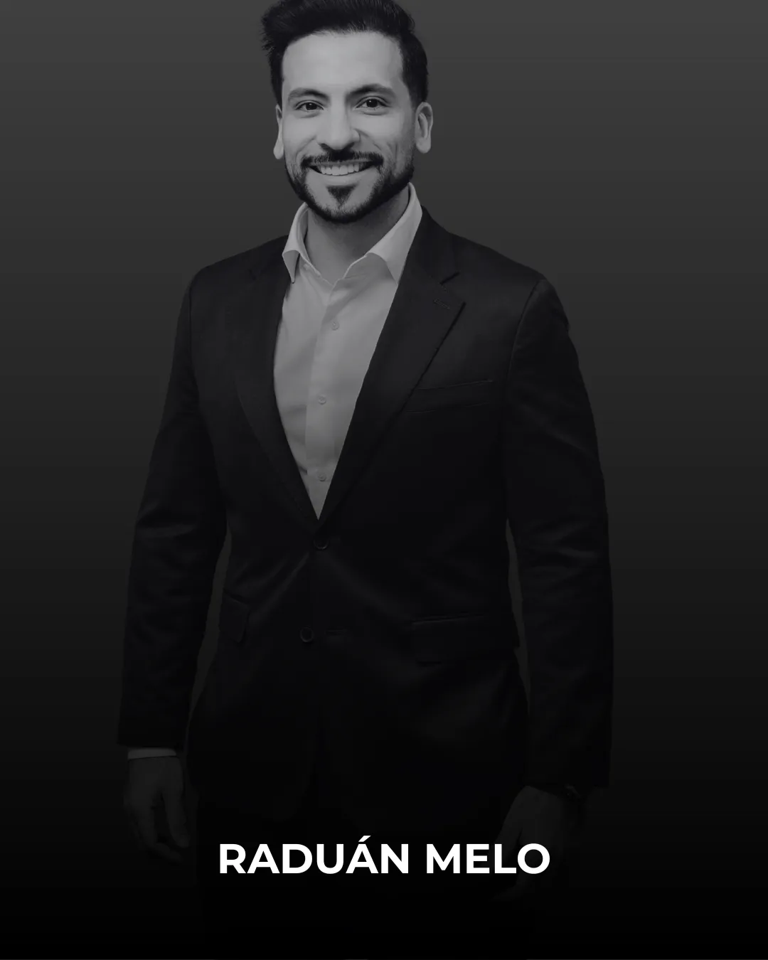 Sócio fundador da PWR Gestão e da Capital Upgrade, com atuação no Brasil e em mais de 6 países. Há mais de 10 anos trabalha com consultoria em gestão e estruturação comercial, já impactou mais de 2.080 empreendedores e também é colunista de Economia.